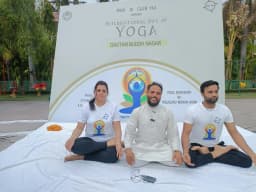 The Yogaguru, Sector 15A, Noida