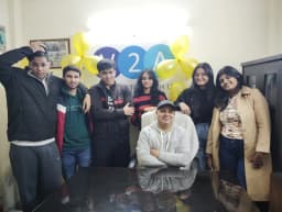 V2A EDUCATION HUB | IIT-JEE|NEET|COMMERCE|TUITION|CLASSES|
