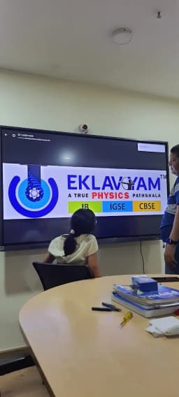 IB & IGCSE PHYSICS Tutor