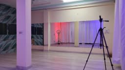 DANCE STATION