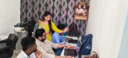 Digital Marketing Training And Services by VisionClick360