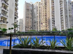 Swimming Pool Front Club Prateek Wisteria