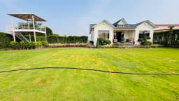 Oasis greens farm house