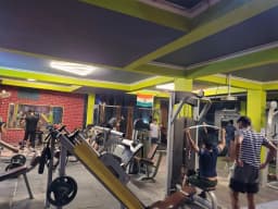 Wolf the Fitness Garage